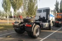 4×2 Truck Tractor